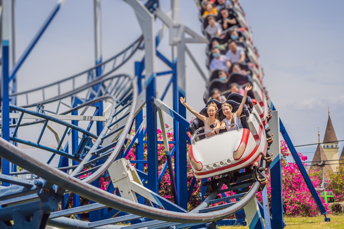 Minimizing the Risk of Amusement Park Injuries This Summer