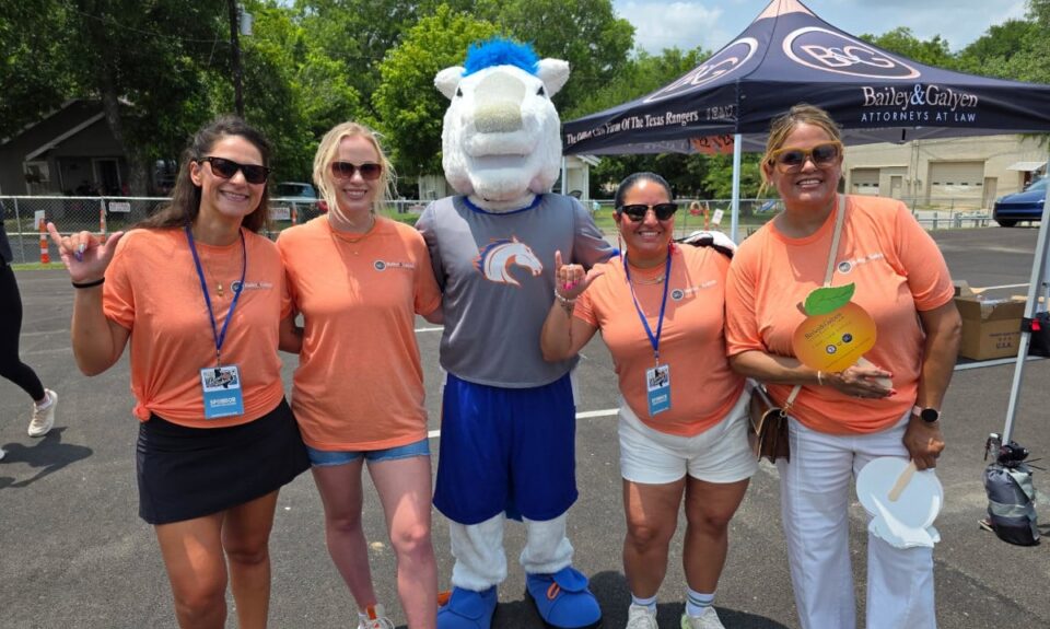 Bailey & Galyen Returns to Peach Festival