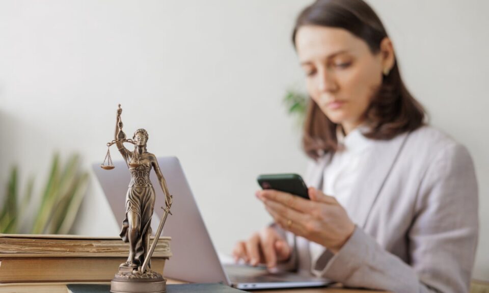 Texas Divorce in the Digital Age: How Social Media and Electronic Evidence Shape DFW Family Law Cases