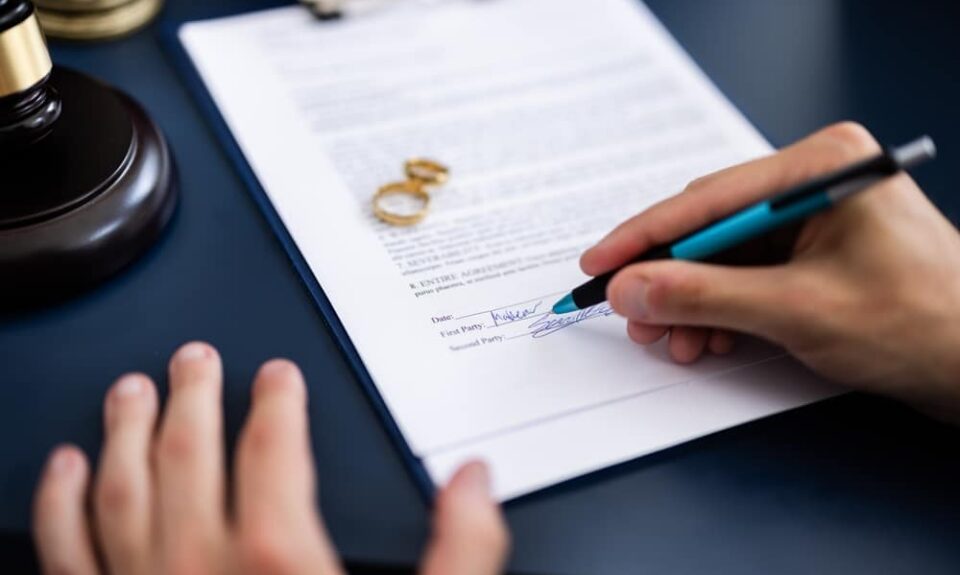 Navigating a Texas Divorce With an Unresponsive Partner