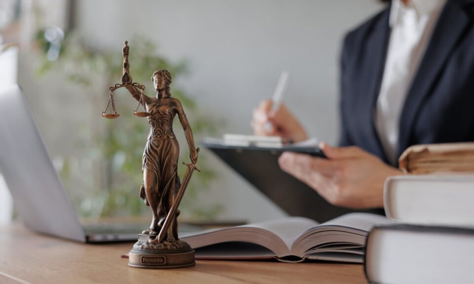 7 Costly Mistakes Texas Immigrants Make Without a Lawyer (And How to Avoid Them)
