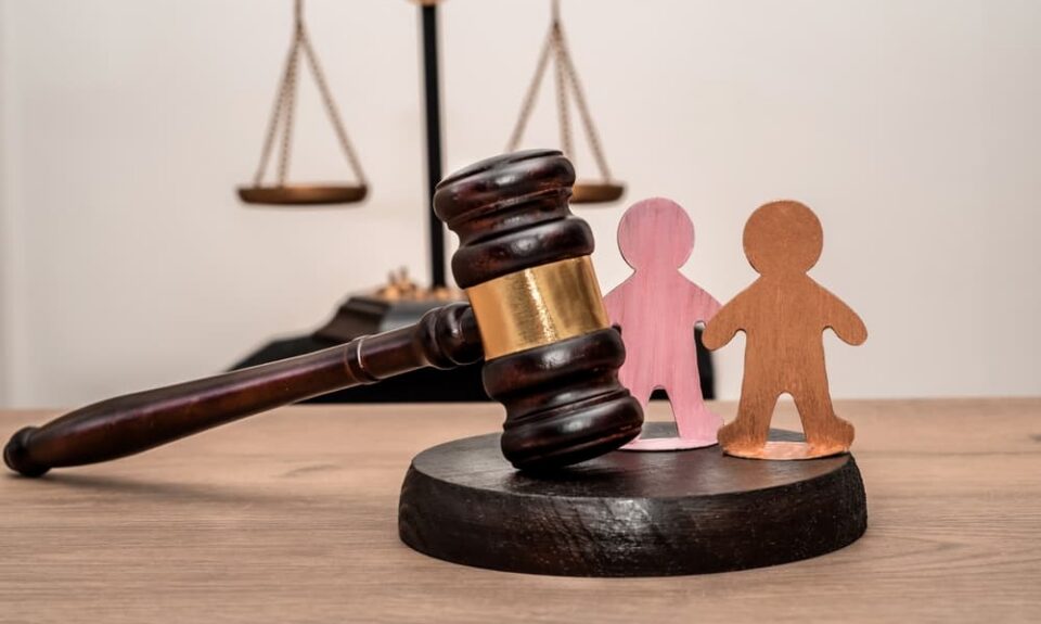 ¿Cómo afecta el Pacto Interestatal sobre la Colocación de Niños (ICPC) a las adopciones en Texas?